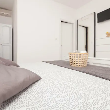 Guest house Jakic House @the Beach Medulin