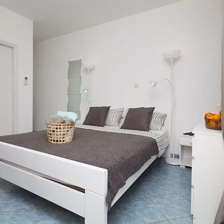 Jakic House @the Beach Guest house Medulin