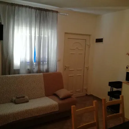 Jakic House @the Beach 招待所